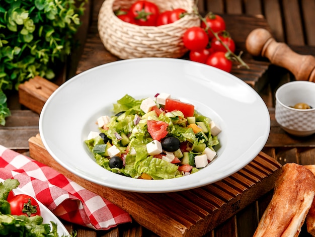 vegetablr-salad-table_140725-3995.jpg