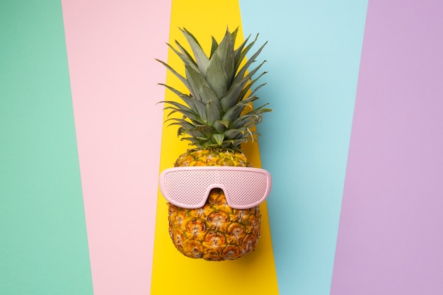 view-pineapple-fruit-with-cool-sunglasses_23-2150325470.jpg
