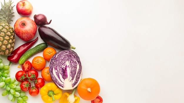 view-vegetables-with-copy-space_23-2148949680.jpg
